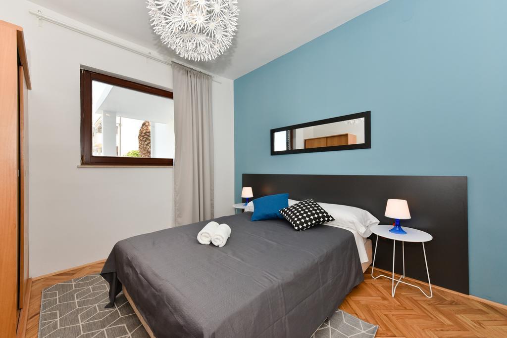 Mediterraneo Garden Apartments Petrcane Eksteriør bilde