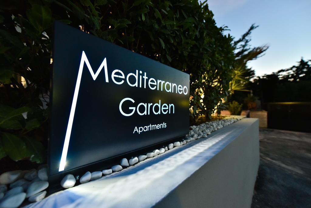 Mediterraneo Garden Apartments Petrcane Eksteriør bilde